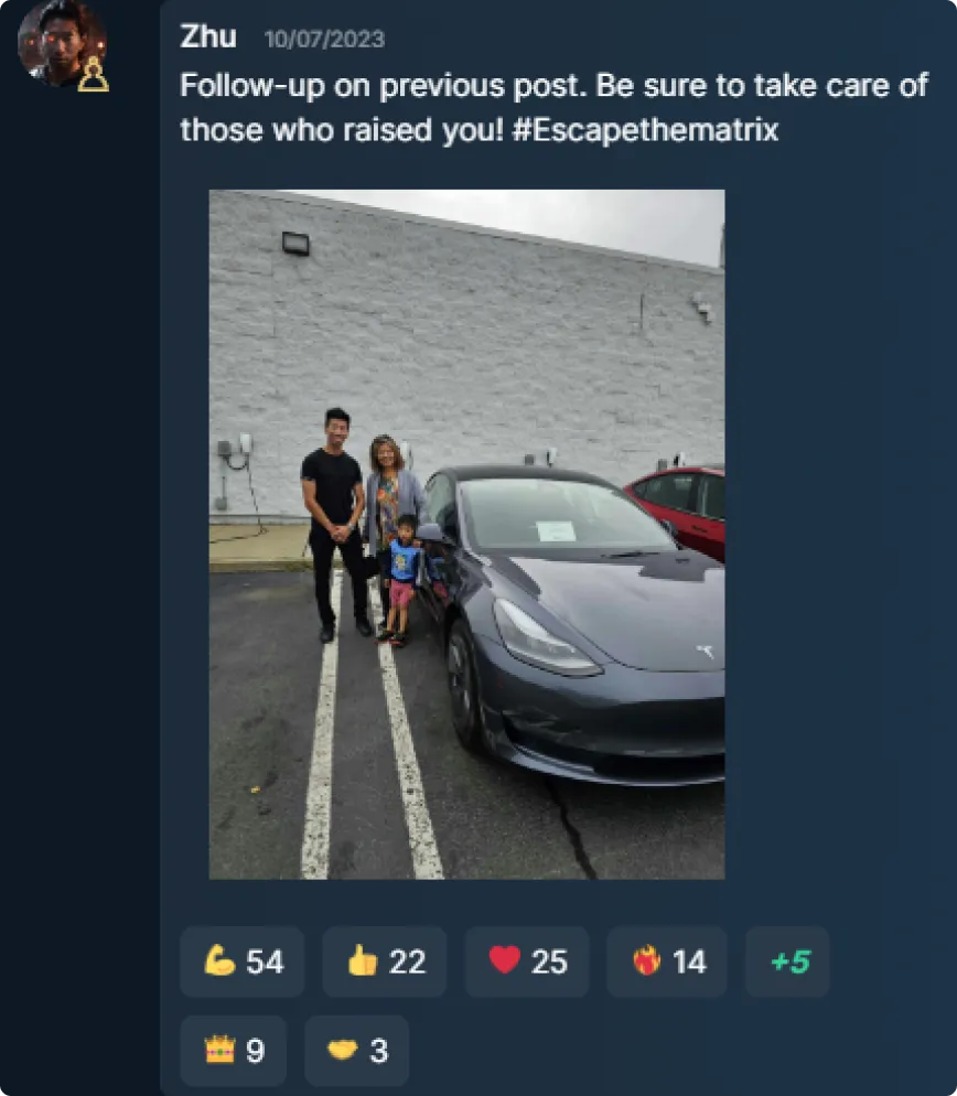A Hustlers University student showing their online income
